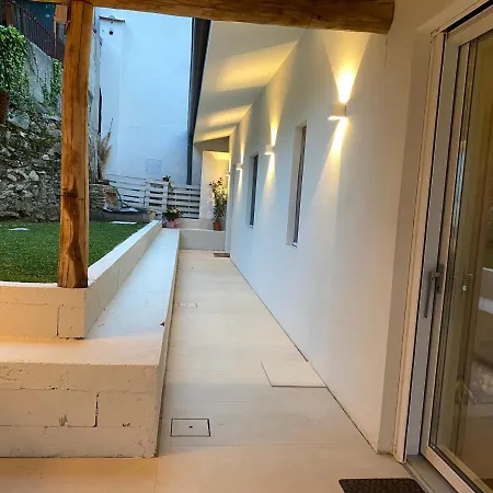 ゲストハウス Patrizia 4*