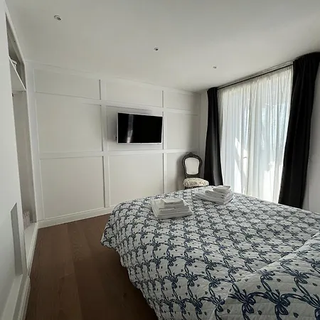 Patrizia ゲストハウス ピエトラサンタ