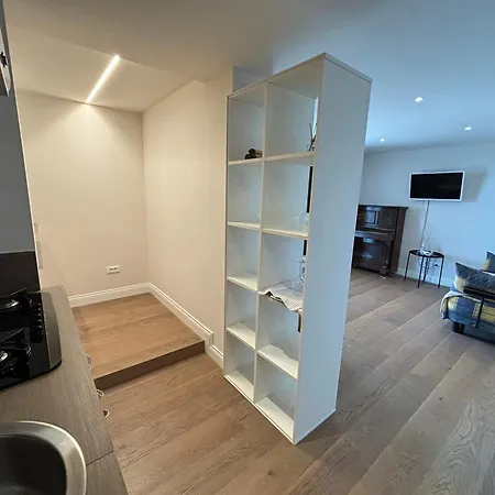 Patrizia ゲストハウス 4*